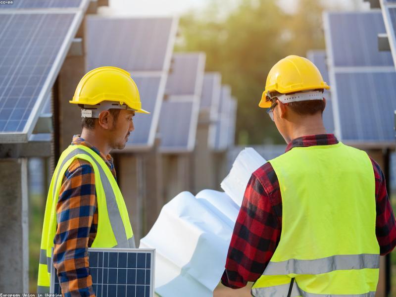 Team di tecnici fotovoltaico.space in cantiere fotovoltaico